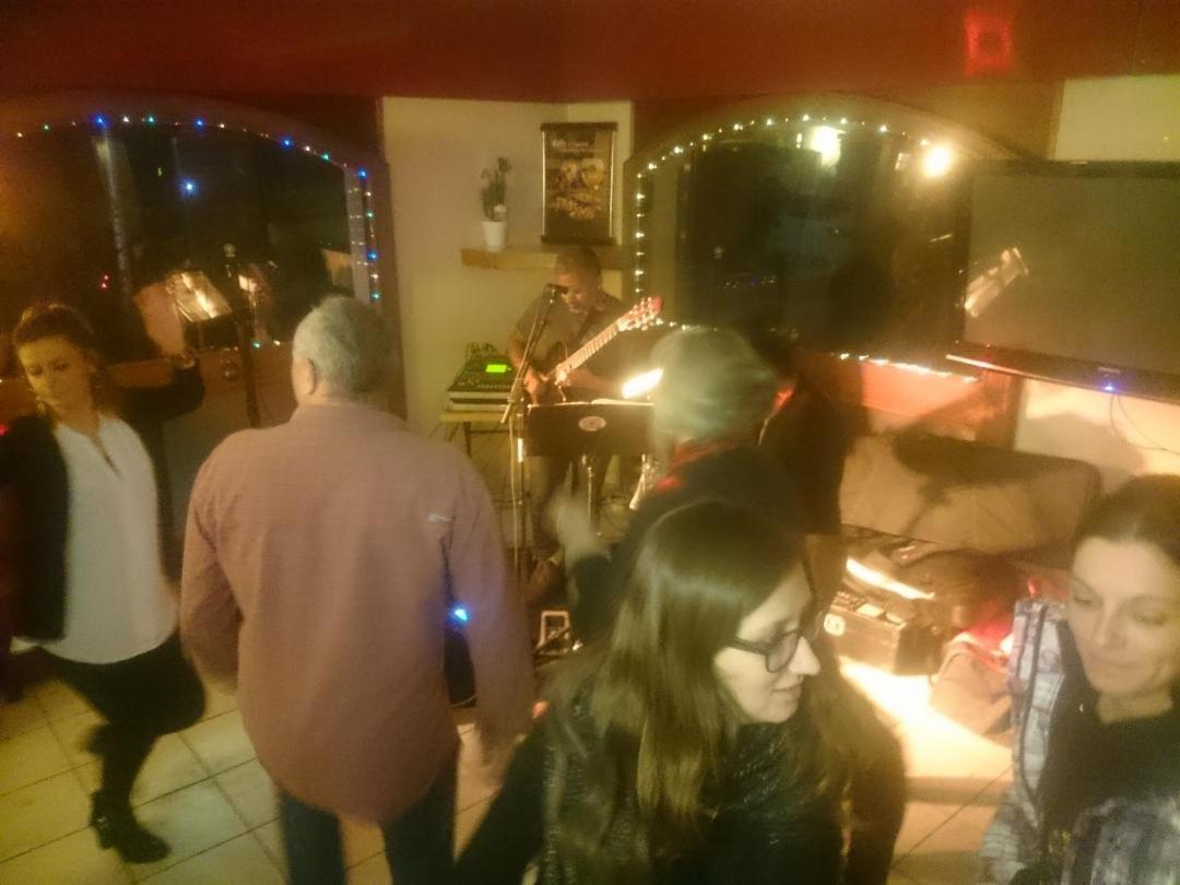Le Grand Chatelard Hotel Bar Restaurant Sainte-Marie-de-Cuines Bagian luar foto