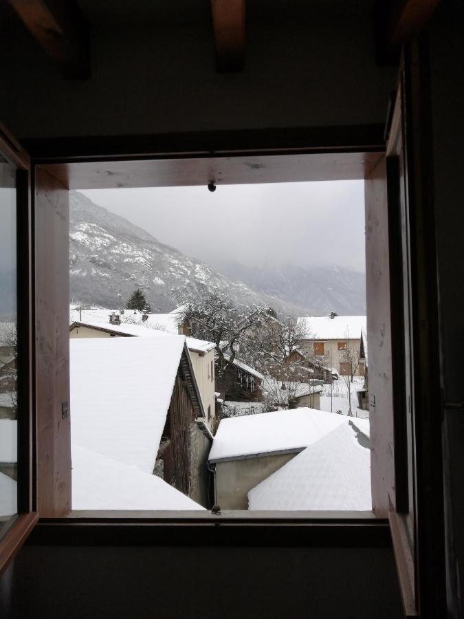 Le Grand Chatelard Hotel Bar Restaurant Sainte-Marie-de-Cuines Bagian luar foto